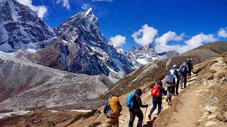 Get an immediate guide from travel agents to host Nepal tour